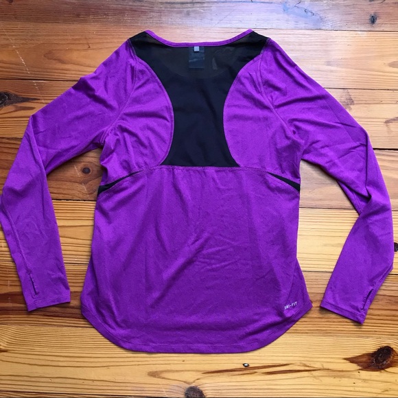 Nike Long Sleeve Fuchsia Black Work Out Top, EUC, M - Picture 14 of 15